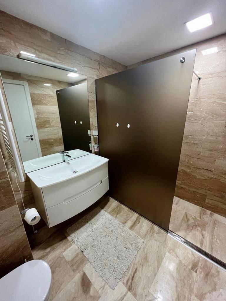 Luxrealadria Trecanne